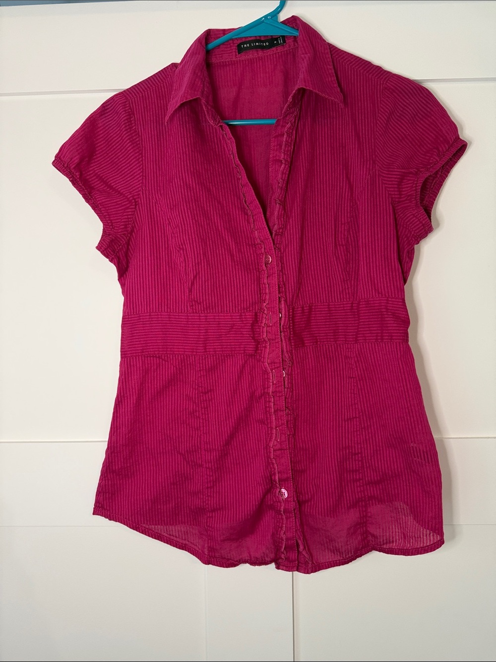 The Limited Fuchsia Short-Sleeve Button-Down Shirt